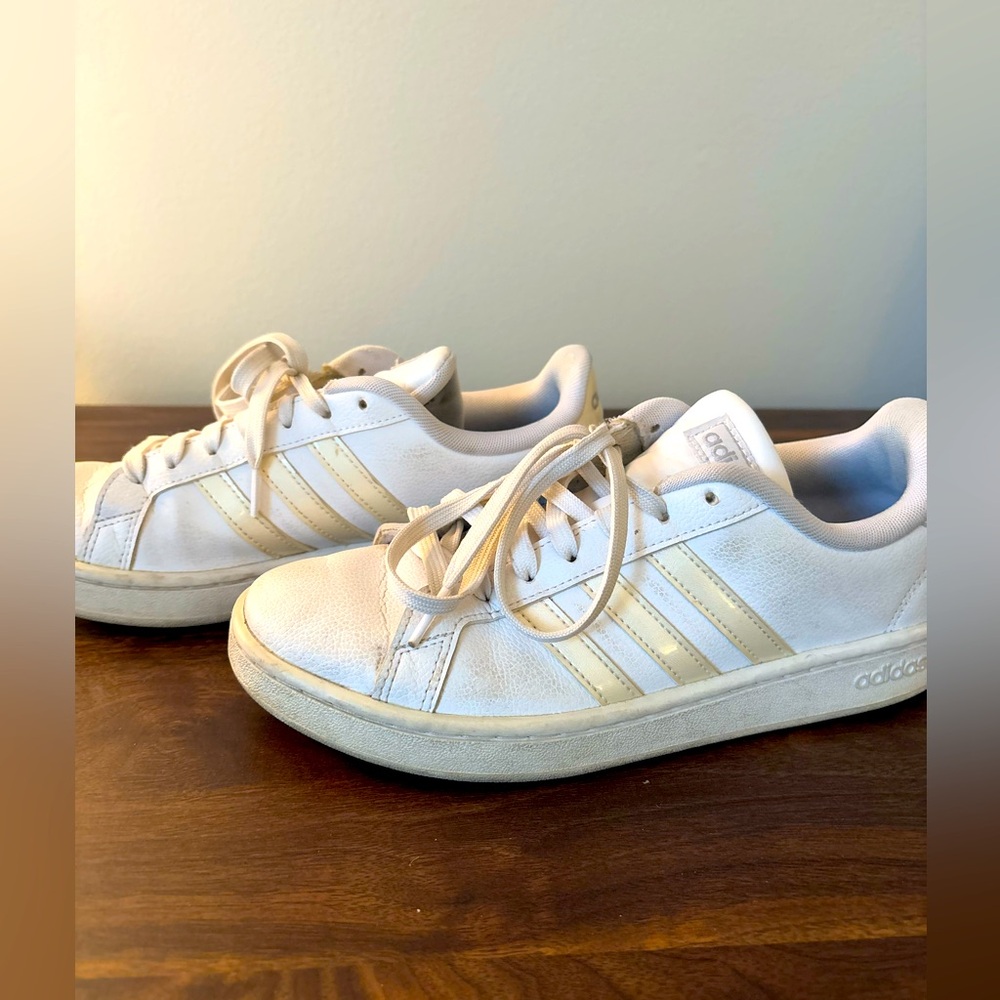 Adidas Women’s Cloudfoam Advantage Sneakers